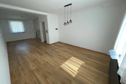 Renovierte Wohnung über zwei Etagen mit toller Aussicht - Plettenberg