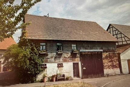 Haus mit Scheune und Garten zur Sanierung in ruhiger Wohnlage - Sachsenheim