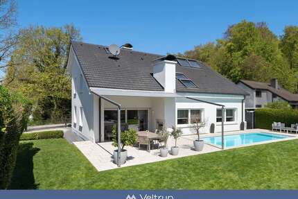 Haus zum Kaufen in Weßling 2.475.000,00 € 247 m²