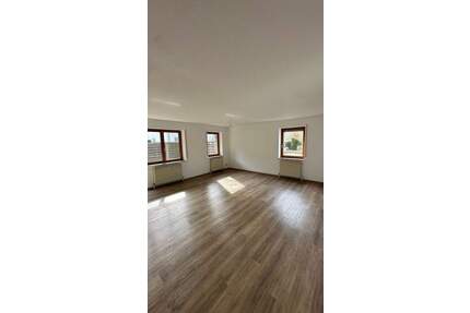 Schöne 3 12 Zimmer-Wohnung mit großzügiger Terrasse - Sigmaringen