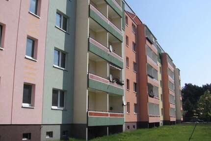 Wohnung zum Mieten in Walddrehna 462,00 € 77 m²