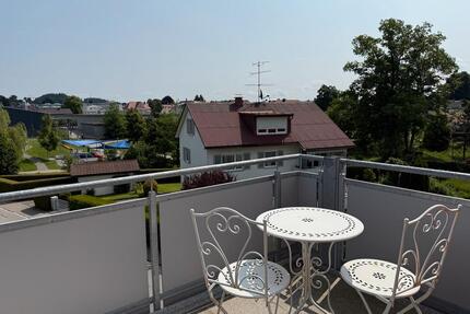 Lindenberg 3er-WG Zimmer frei ab 1.April 100 m² Wohnung m. Bergb. - Lindenberg im Allgäu