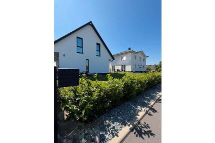 Exklusives KfW-40-EFH am Schweriner See, modern&energieeffizient - Leezen