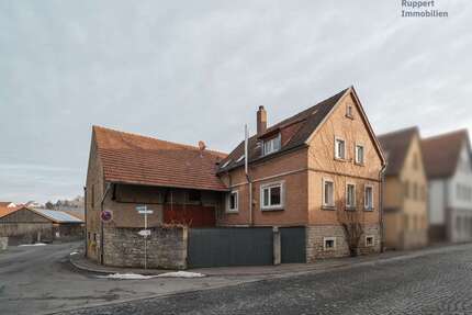 Haus zum Kaufen in Giebelstadt 299.000,00 € 109 m²