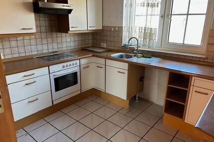 Großzügige 3-Zimmer-Wohnung mit Balkon, Kamin & Garage - Satteldorf