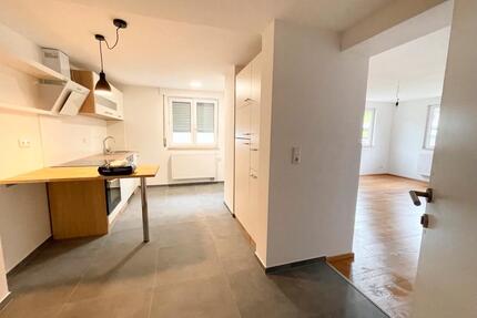 Stilvolle 3-Zimmer-Wohnung im Zentrum von Tuttlingen - München Allach-Untermenzing