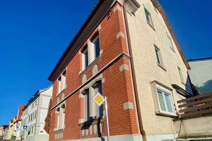 GOLDWERT: Familiennest mit Einzelgarage! - Kornwestheim