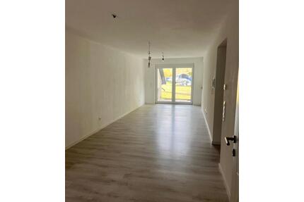 Kernsaniert | 3 Zi. | 80 m² | Terrasse | EBK & Stellplatz - Rosenfeld