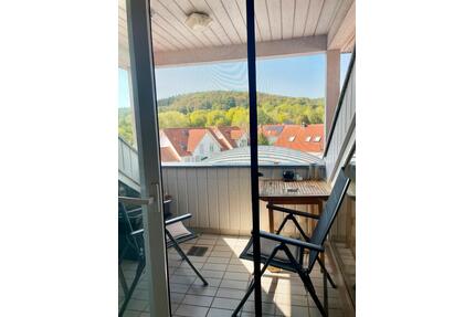 Wohnen mit Aussicht - Attraktive DG-Wohnung mit Loggia - Wörth am Main