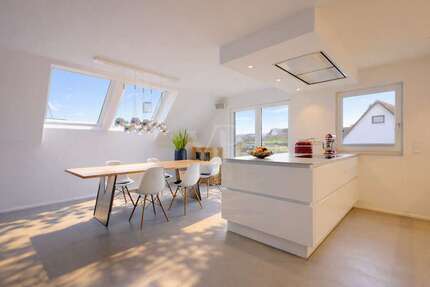 Wohnung zum Kaufen in Kirchheim unter Teck 820.000,00 € 157.36 m²