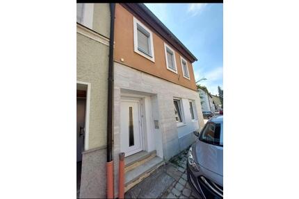 2,5 Zimmer Dachwohnung zentral gelegen - Scheinfeld