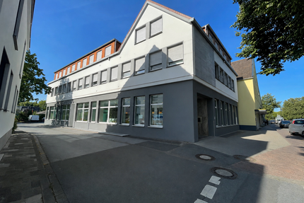 Haus zum Kaufen in Lippstadt 1.350.000,00 € 689 m²