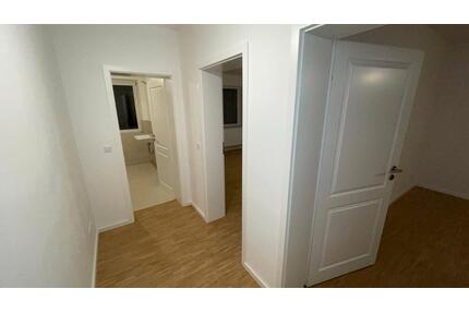 Eifelstraße 53119 Bonn: Hochwertige 2-Zimmer-Wohnung mit Balkon