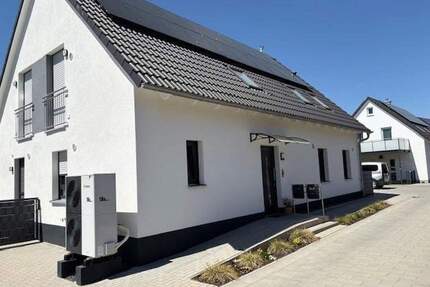 3,5 Zimmer DG- ETW im neuwertigen 2-FH, Schnaittach EB 1123 incl. GartenanteilGarage uvm.