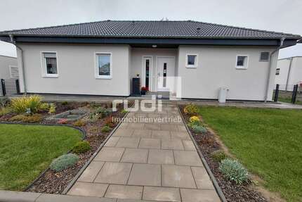 Haus zum Kaufen in Hardegsen 287.000,00 € 142.52 m²