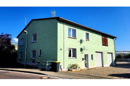 ZFH mit 2 GROSSGARAGEN – voll vermietet - Groitzsch Großstolpen