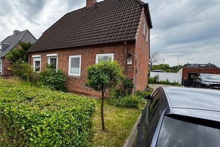 Kleine Doppelhaushälfte mit Garten in Ellerbek - 950 € Kaltmiete - Kiel