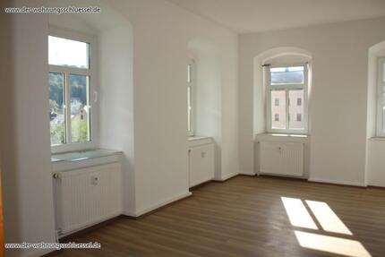 Kleine 3-Raumwohnung mit Einbauküche - Annaberg-Buchholz