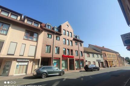 Große 5-Raumwohnung im Dachgeschoss | im Zentrum von Zörbig