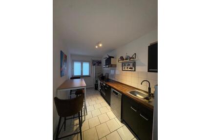 WG-Geeignet: 2 Zimmer mit Südbalkon in Mannheim T6