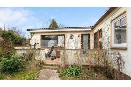 Haus im Dornröschenschlaf! 1-2 Familienhaus auf großem Grundstück sucht kreative Gestalter - Preetz