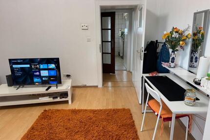 Möbelierte zimmerwohnung - 500,00&nbsp;EUR Kaltmiete, ca.&nbsp; 35,00&nbsp;m&sup2; in Saarbrücken (PLZ: 66115) West