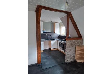 Altbau Dachgeschosswohnung - 550,00&nbsp;EUR Kaltmiete, ca.&nbsp; 60,00&nbsp;m&sup2; in Bielefeld (PLZ: 33689) Sennestadt