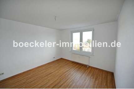 Wohnung zum Mieten in Weißenfels 315,00 € 52.2 m²