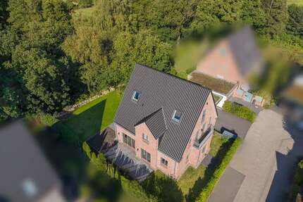 Haus zum Kaufen in Hamburg 1.590.000,00 € 219 m²