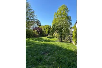 Schönes Grundstück für Garten oder Natur Liebhaber - Solingen Central