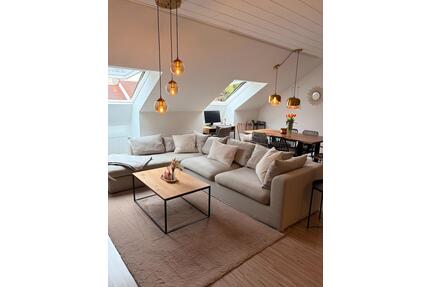 Lichtdurchflutete Dachgeschosswohnung zu verkaufen - Kitzingen