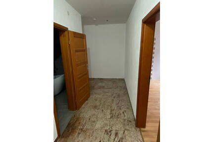 4 Zimmer Wohnung ( Privat oder Gewerbe) - Unterhausen