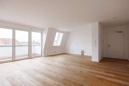 Wohnung zum Mieten in Leipzig 2.289,96 € 127.22 m²