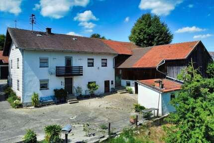 Haus zum Kaufen in Marklkofen 195.000,00 € 135 m²