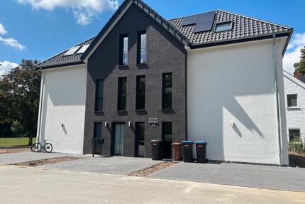 Attraktive Dachgeschoss-Wohnung mit Balkon in Lippstadt-Cappel