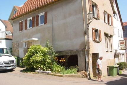 Wohnhaus, 109qm, nicht schöne, aber rentabel !!! ca. 2000 mon. - Großbottwar