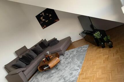 Moderne 2-Zimmer-Wohnung mit Stellplatz und Möbeln zu vermieten! - Maintal