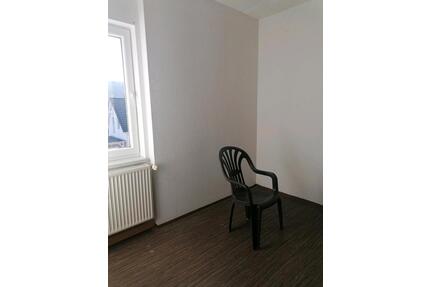 3-Raum-Wohnung - 700,00&nbsp;EUR Kaltmiete, ca.&nbsp; 78,00&nbsp;m&sup2; in Zella-Mehlis (PLZ: 98544)