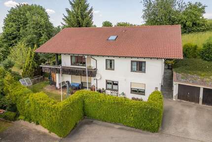Haus zum Kaufen in Ochsenhausen 479.900,00 € 318.52 m²