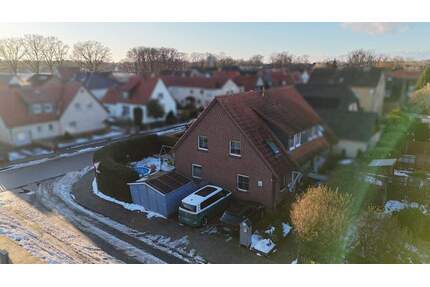 Modernisierte DHH nach WEG gebaut in idyllischer Lage - Weyhausen