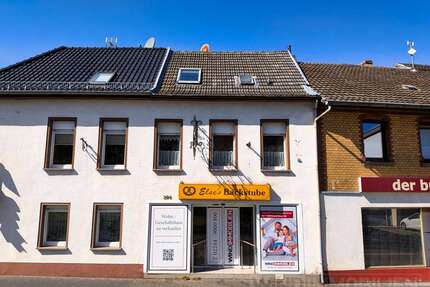 Haus zum Kaufen in Königswinter 155.000,00 € 145 m²