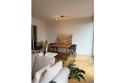 Westhafen: 90 m² + 30 m² Terrasse mit Blick auf den Main - Frankfurt am Main Gutleutviertel