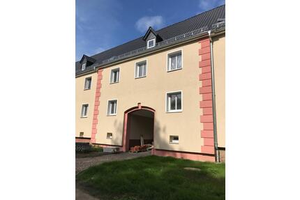 Eigentumswohnung - 110.000,00&nbsp;EUR Kaufpreis, ca.&nbsp; 60,00&nbsp;m&sup2; in Glauchau (PLZ: 08371)