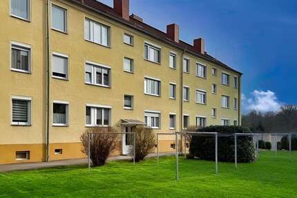 Wohnung zum Kaufen in Oschersleben 55.000,00 € 55.91 m²