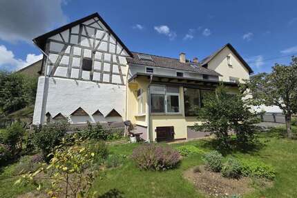 Haus zum Kaufen in Taunusstein 595.000,00 € 246 m²