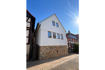 Haus zum Mieten in Hofheim 2.200,00 € 127 m²