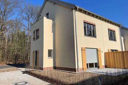 Haus zum Mieten in Beelitz Heilstätten 1.881,88 € 144.76 m²