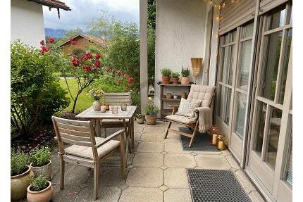 RUHIG UND SCHÖN MIT TERRASSE UND GARTENANTEIL - Bad Reichenhall