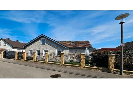 Bungalow zu Verkaufen - 750.000,00&nbsp;EUR Kaufpreis, ca.&nbsp; 160,00&nbsp;m&sup2; in Wurmlingen (PLZ: 78573)