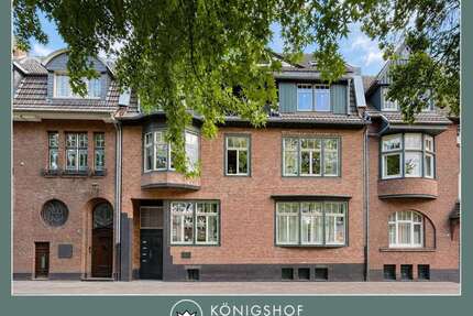 Haus zum Kaufen in Krefeld 1.250.000,00 € 533 m²